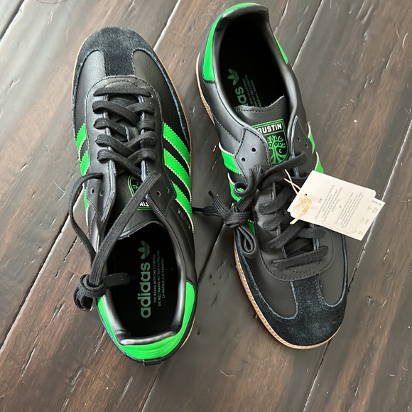 adidas gazelle silver green womens Aston Villa FC adidas Samba Soccer Shoes main image 1